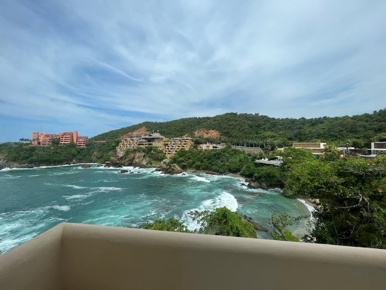 Pent-house en venta Finestre Ixtapa